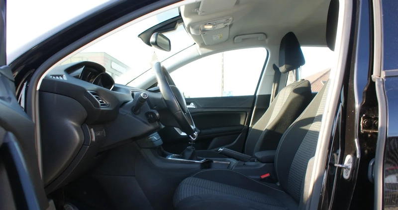 Peugeot 308 cena 47900 przebieg: 141000, rok produkcji 2018 z Oleszyce małe 191